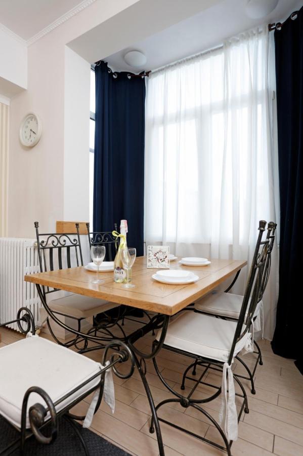 Classy 2 Bedroom Apartment In City Center Букурещ Екстериор снимка